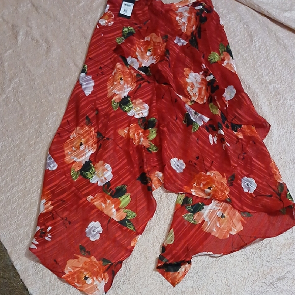Floral Red Maxi Skirt - Picture 1 of 9
